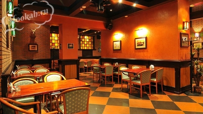 Бар Riverside Bar